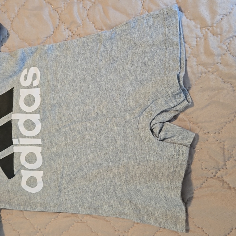 ADIDAS TODDLER SHORTS ONSIE OUTFIT - Picture 2 of 5